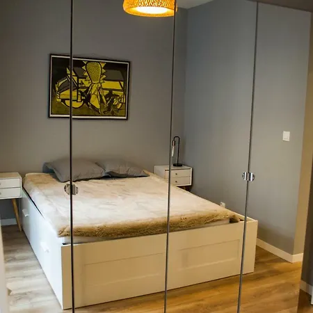 アパート Lea Apartament Przy Parku Krakowskim
